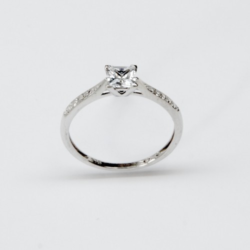 9ct White Gold CZ Ring